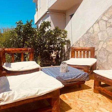 Island Solta Comfort Modesty Apartment Necujam