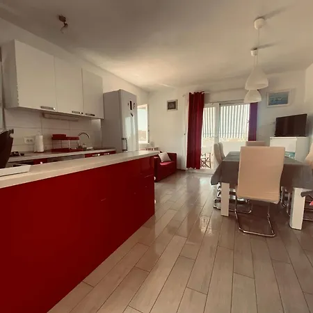 Apartment Island Solta Comfort Modesty Necujam